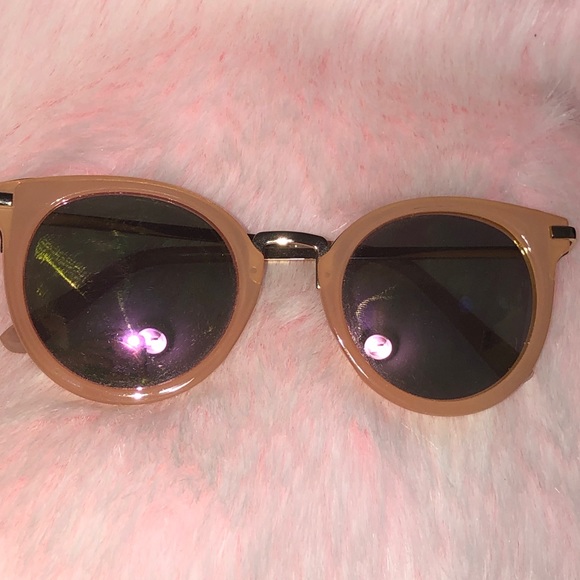 Loft Sunglasses - Picture 5 of 5